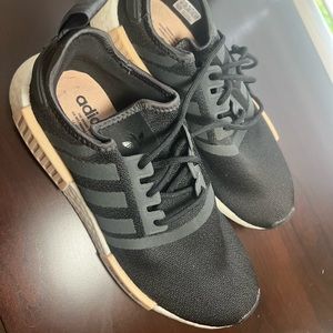 Adidas NMD NWOT black and pink women’s size 8